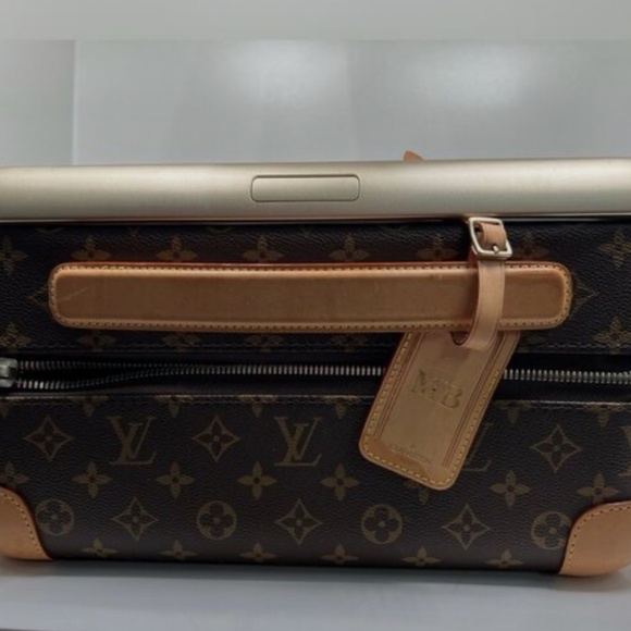Louis Vuitton Horizon 50 Luggage - Picture 12 of 13